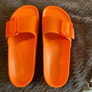 ✨ Orange Sandals ✨